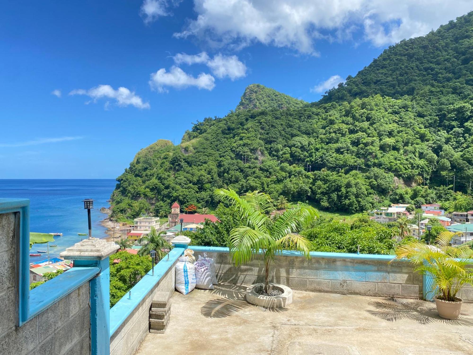 The Big Blue Condo Soufriere Luaran gambar